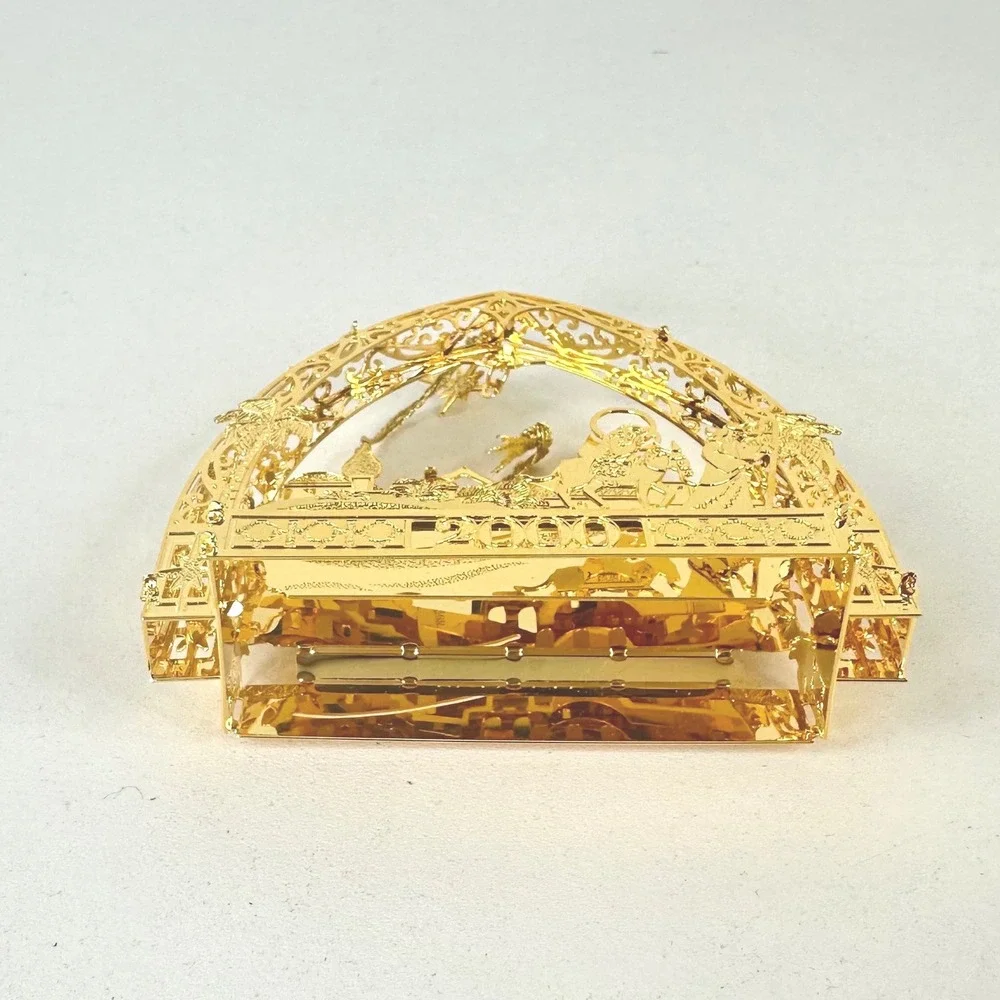 Danbury Mint 2000 Gold Tone Nativity Bethlehem Christmas‎ Ornament with Box